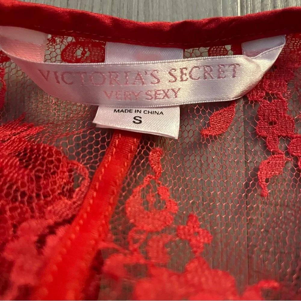 Victoria’s Secret Red Lace Lingerie S - Picture 7 of 7